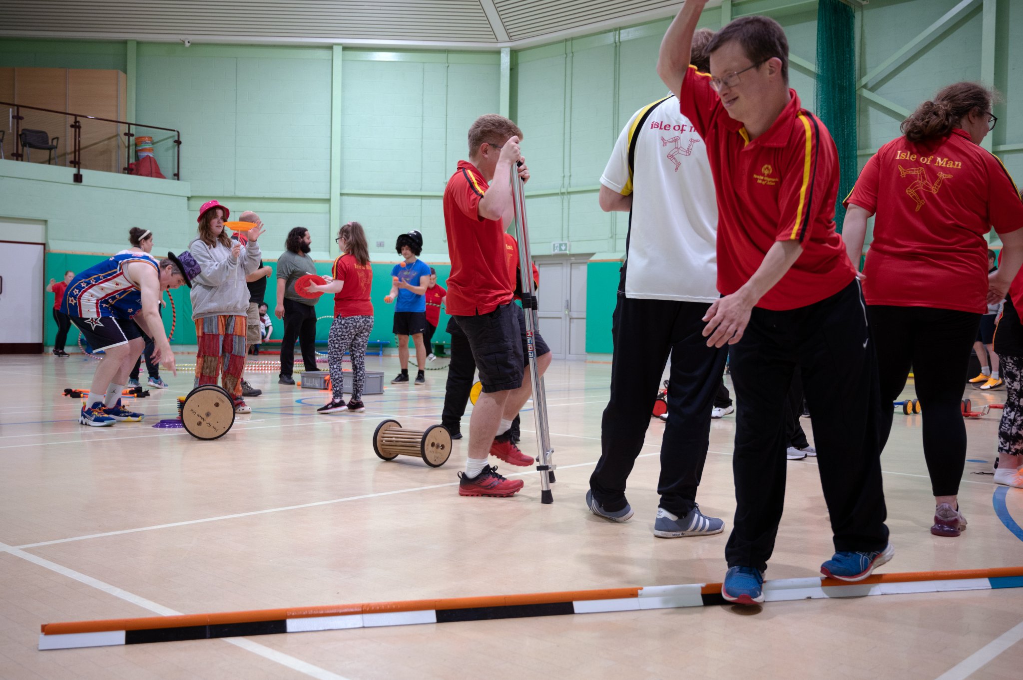 Teenie Tiny Tightwire Trainer (Small & Straight)